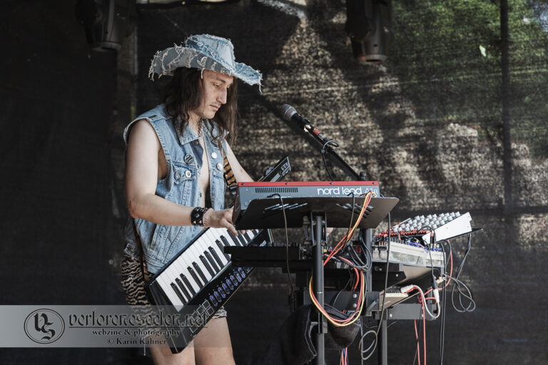2026-06-27 Black Lower Castle Festival – Tommy Countach